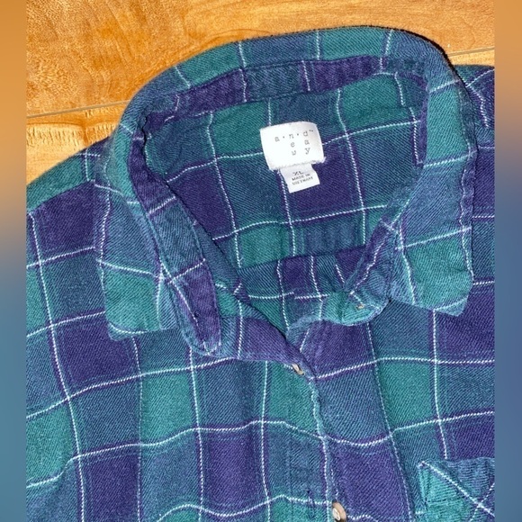A.n.deawy| Women’s Plaid Button Down shirt size Xlarge - Picture 3 of 7